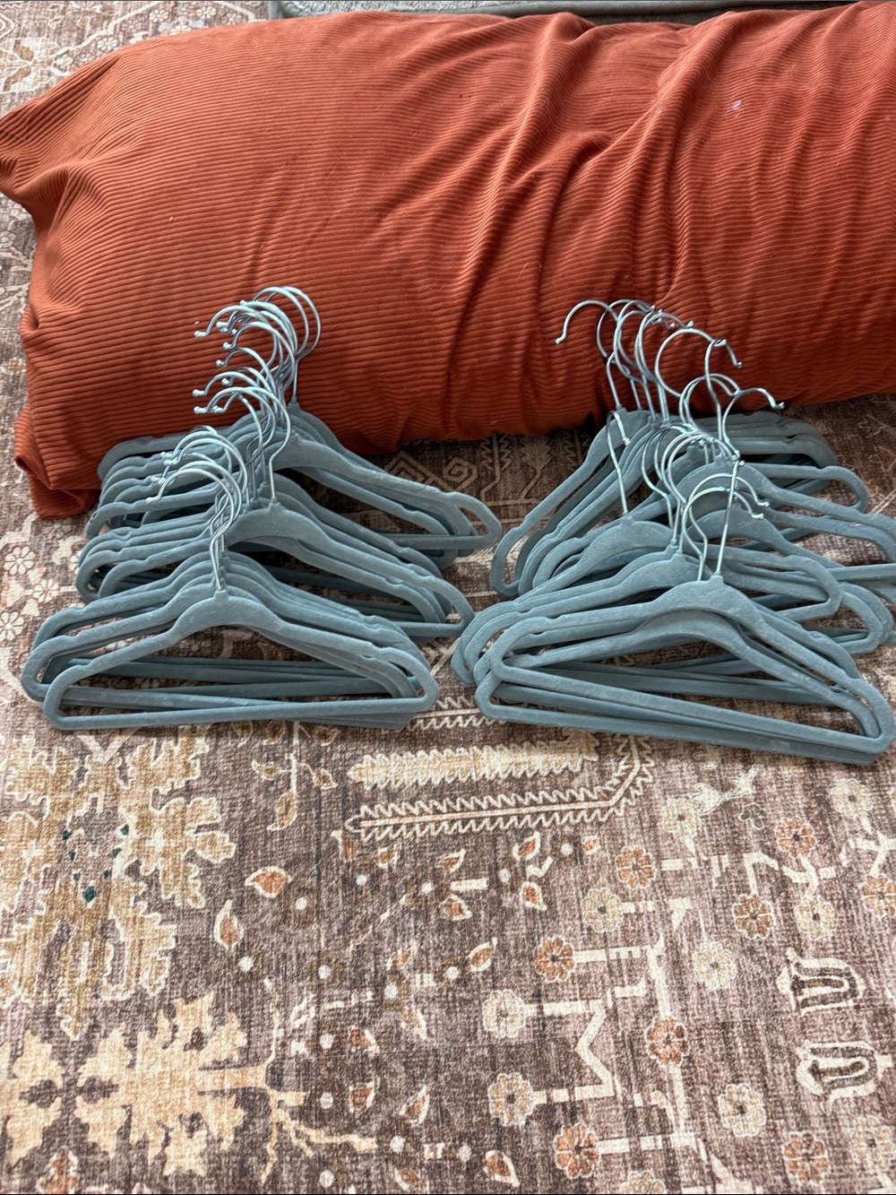 Non-branded Velvet Clothes Hangers in Sage Green - Pack